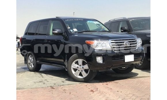 သွင်းကုန် Toyota Land Cruiser Black ကား Import - Dubai Ayeyarwady သွင်းကုန် Toyota Land Cruiser Black ကား Import - Dubai Ayeyarwady