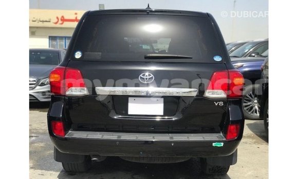 သွင်းကုန် Toyota Land Cruiser Black ကား Import - Dubai Ayeyarwady သွင်းကုန် Toyota Land Cruiser Black ကား Import - Dubai Ayeyarwady