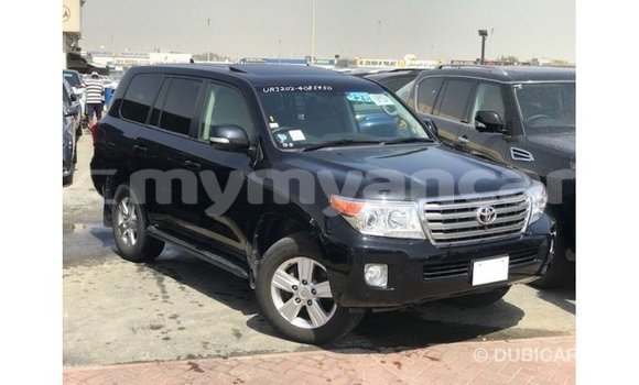 သွင်းကုန် Toyota Land Cruiser Black ကား Import - Dubai Ayeyarwady သွင်းကုန် Toyota Land Cruiser Black ကား Import - Dubai Ayeyarwady