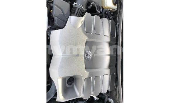 သွင်းကုန် Toyota Land Cruiser Black ကား Import - Dubai Ayeyarwady သွင်းကုန် Toyota Land Cruiser Black ကား Import - Dubai Ayeyarwady