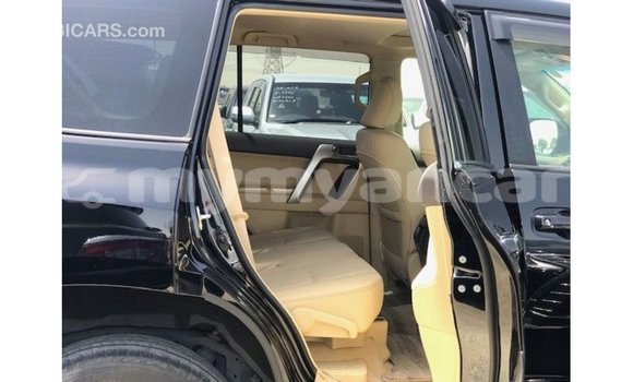 သွင်းကုန် Toyota Prado Black ကား Import - Dubai Ayeyarwady သွင်းကုန် Toyota Prado Black ကား Import - Dubai Ayeyarwady