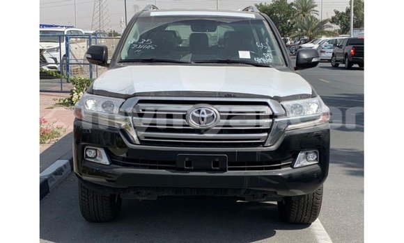 သွင်းကုန် Toyota Land Cruiser Black ကား Import - Dubai Ayeyarwady သွင်းကုန် Toyota Land Cruiser Black ကား Import - Dubai Ayeyarwady