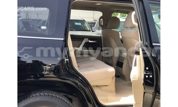 Acheter Import Voiture Toyota Land Cruiser Noir à Import - Dubai, #<Region:0x000000000c5121b8> Acheter Import Voiture Toyota Land Cruiser Noir à Import - Dubai, #<Region:0x000000000c5121b8>