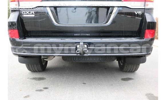Buy Import Toyota Land Cruiser Black Car in Import - Dubai in Ayeyarwady Buy Import Toyota Land Cruiser Black Car in Import - Dubai in Ayeyarwady