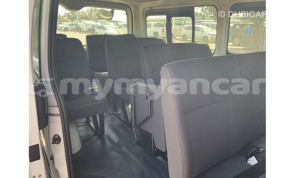 Buy Import Toyota Hiace White Car in Import - Dubai in Ayeyarwady Buy Import Toyota Hiace White Car in Import - Dubai in Ayeyarwady
