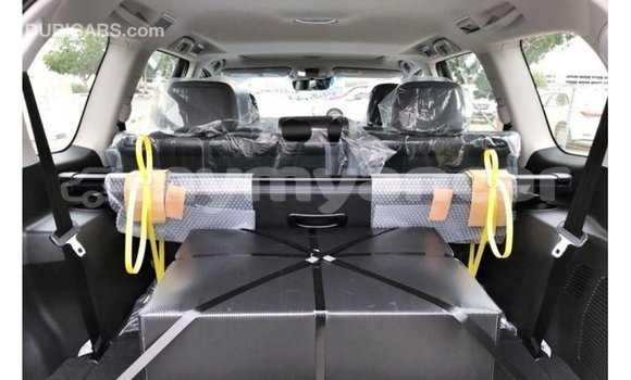 သွင်းကုန် Toyota Prado Blue ကား Import - Dubai Ayeyarwady သွင်းကုန် Toyota Prado Blue ကား Import - Dubai Ayeyarwady