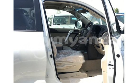 Acheter Import Voiture Toyota Prado Blanc à Import - Dubai, #<Region:0x000000000c5121b8> Acheter Import Voiture Toyota Prado Blanc à Import - Dubai, #<Region:0x000000000c5121b8>