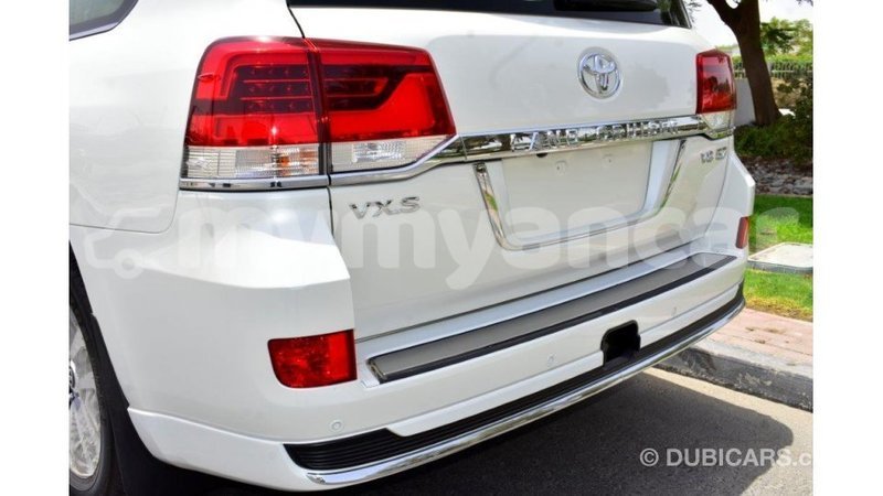 Big with watermark toyota land cruiser ayeyarwady import dubai 3154