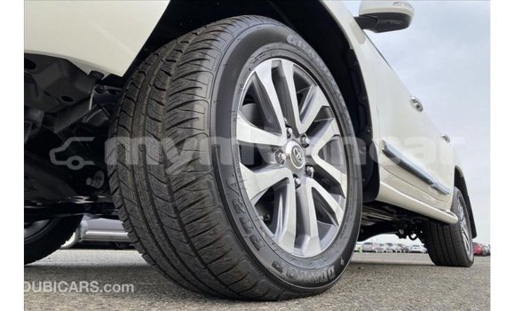 Buy Import Toyota Land Cruiser White Car in Import - Dubai in Ayeyarwady Buy Import Toyota Land Cruiser White Car in Import - Dubai in Ayeyarwady