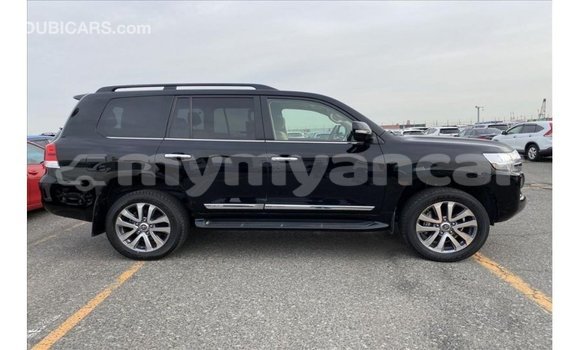 Buy Import Toyota Land Cruiser Black Car in Import - Dubai in Ayeyarwady Buy Import Toyota Land Cruiser Black Car in Import - Dubai in Ayeyarwady