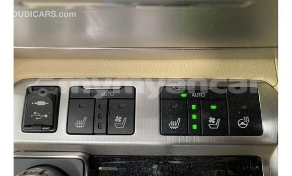 Acheter Import Voiture Toyota Land Cruiser Blanc à Import - Dubai, #<Region:0x000000000c5121b8> Acheter Import Voiture Toyota Land Cruiser Blanc à Import - Dubai, #<Region:0x000000000c5121b8>