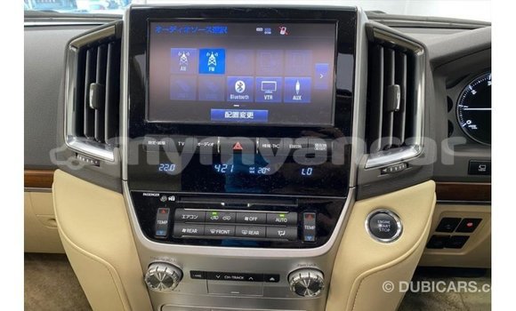 Acheter Import Voiture Toyota Land Cruiser Blanc à Import - Dubai, #<Region:0x000000000c5121b8> Acheter Import Voiture Toyota Land Cruiser Blanc à Import - Dubai, #<Region:0x000000000c5121b8>