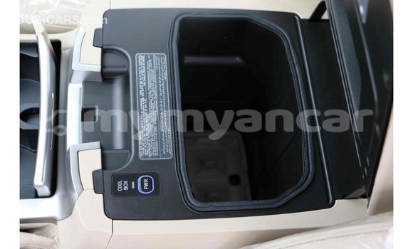 Acheter Import Voiture Toyota Land Cruiser Noir à Import - Dubai, #<Region:0x000000000c5121b8>