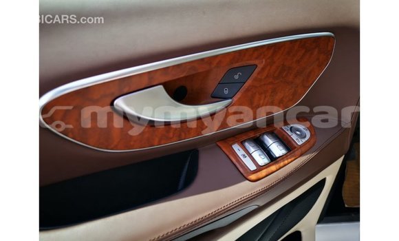 Buy Import Mercedes-Benz Vito White Car in Import - Dubai in Ayeyarwady Buy Import Mercedes-Benz Vito White Car in Import - Dubai in Ayeyarwady
