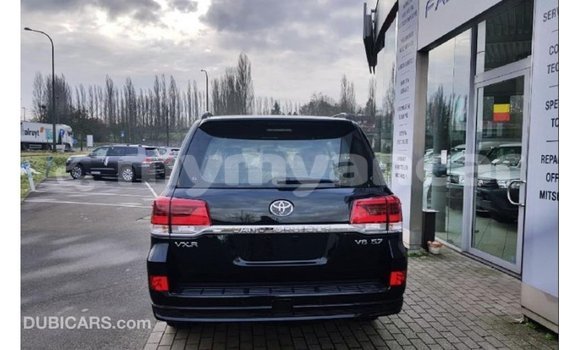 Buy Import Toyota Land Cruiser Black Car in Import - Dubai in Ayeyarwady Buy Import Toyota Land Cruiser Black Car in Import - Dubai in Ayeyarwady