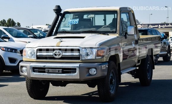 Buy Import Toyota Land Cruiser Beige Car in Import - Dubai in Ayeyarwady Buy Import Toyota Land Cruiser Beige Car in Import - Dubai in Ayeyarwady