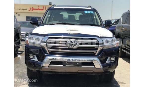 သွင်းကုန် Toyota Land Cruiser Blue ကား Import - Dubai Ayeyarwady သွင်းကုန် Toyota Land Cruiser Blue ကား Import - Dubai Ayeyarwady
