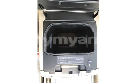 သွင်းကုန် Toyota Land Cruiser Blue ကား Import - Dubai Ayeyarwady သွင်းကုန် Toyota Land Cruiser Blue ကား Import - Dubai Ayeyarwady