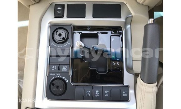 သွင်းကုန် Toyota Land Cruiser Blue ကား Import - Dubai Ayeyarwady သွင်းကုန် Toyota Land Cruiser Blue ကား Import - Dubai Ayeyarwady