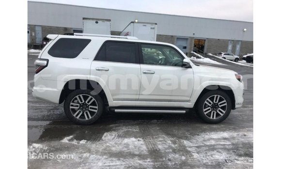Buy Import Toyota 4Runner White Car in Import - Dubai in Ayeyarwady Buy Import Toyota 4Runner White Car in Import - Dubai in Ayeyarwady