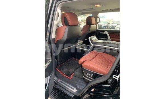 Buy Import Toyota Land Cruiser Black Car in Import - Dubai in Ayeyarwady Buy Import Toyota Land Cruiser Black Car in Import - Dubai in Ayeyarwady