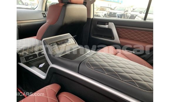 Buy Import Toyota Land Cruiser Black Car in Import - Dubai in Ayeyarwady Buy Import Toyota Land Cruiser Black Car in Import - Dubai in Ayeyarwady