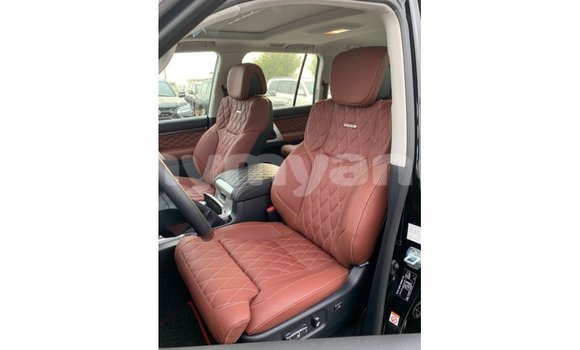 Buy Import Toyota Land Cruiser Black Car in Import - Dubai in Ayeyarwady Buy Import Toyota Land Cruiser Black Car in Import - Dubai in Ayeyarwady