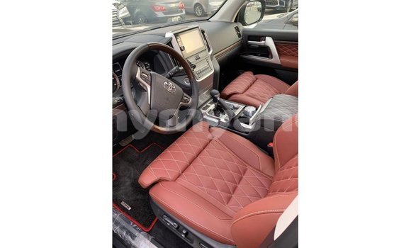 Buy Import Toyota Land Cruiser Black Car in Import - Dubai in Ayeyarwady Buy Import Toyota Land Cruiser Black Car in Import - Dubai in Ayeyarwady