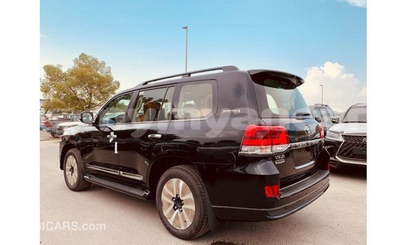 Buy Import Toyota Land Cruiser Black Car in Import - Dubai in Ayeyarwady Buy Import Toyota Land Cruiser Black Car in Import - Dubai in Ayeyarwady