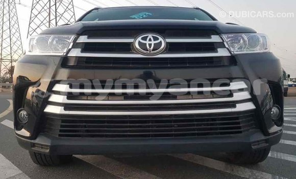 သွင်းကုန် Toyota Highlander Black ကား Import - Dubai Ayeyarwady သွင်းကုန် Toyota Highlander Black ကား Import - Dubai Ayeyarwady
