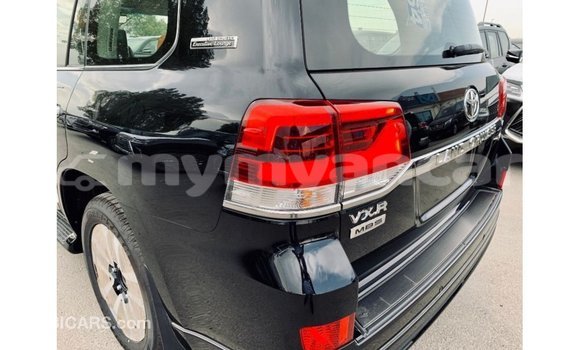 Buy Import Toyota Land Cruiser Black Car in Import - Dubai in Ayeyarwady Buy Import Toyota Land Cruiser Black Car in Import - Dubai in Ayeyarwady