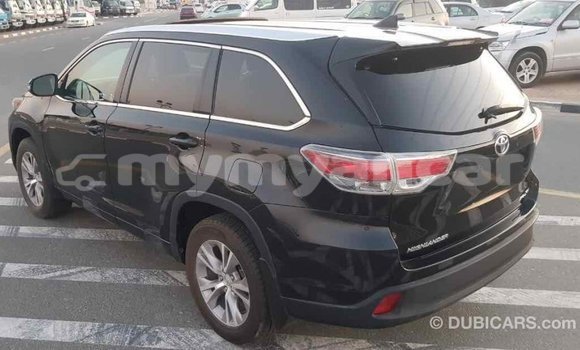 သွင်းကုန် Toyota Highlander Black ကား Import - Dubai Ayeyarwady သွင်းကုန် Toyota Highlander Black ကား Import - Dubai Ayeyarwady
