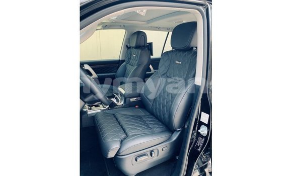 Buy Import Toyota Land Cruiser Black Car in Import - Dubai in Ayeyarwady Buy Import Toyota Land Cruiser Black Car in Import - Dubai in Ayeyarwady