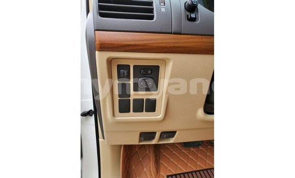 Acheter Import Voiture Toyota Prado Blanc à Import - Dubai, #<Region:0x000000000c5121b8> Acheter Import Voiture Toyota Prado Blanc à Import - Dubai, #<Region:0x000000000c5121b8>