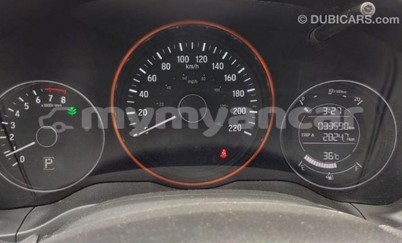 Buy Import Honda C White Bike in Import - Dubai in Ayeyarwady Buy Import Honda C White Bike in Import - Dubai in Ayeyarwady