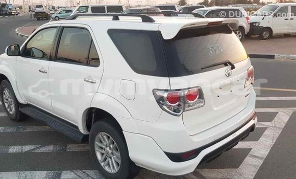 Acheter Import Voiture Toyota Fortuner Blanc à Import - Dubai, #<Region:0x000000000c5121b8> Acheter Import Voiture Toyota Fortuner Blanc à Import - Dubai, #<Region:0x000000000c5121b8>