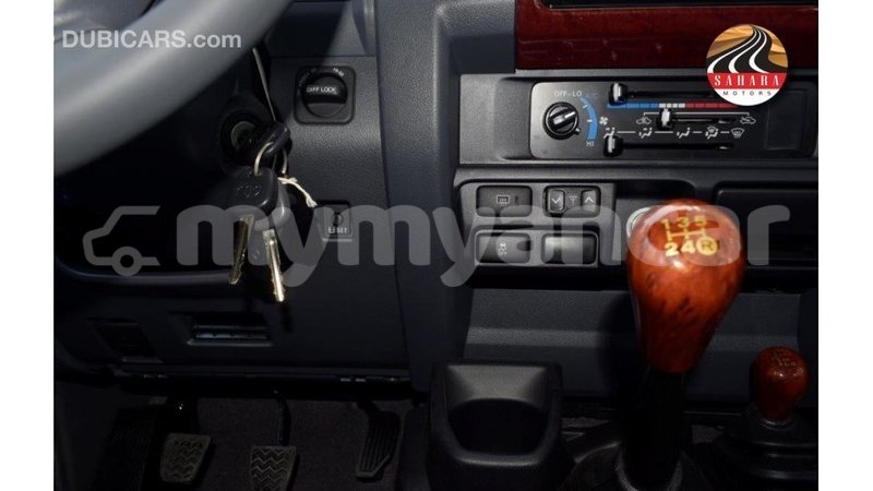 Big with watermark toyota land cruiser ayeyarwady import dubai 3211