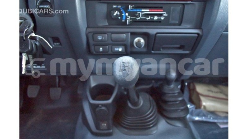 Big with watermark toyota land cruiser ayeyarwady import dubai 3213