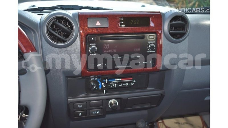 Big with watermark toyota land cruiser ayeyarwady import dubai 3213