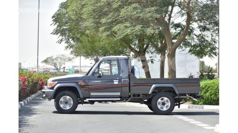 Big with watermark toyota land cruiser ayeyarwady import dubai 3214