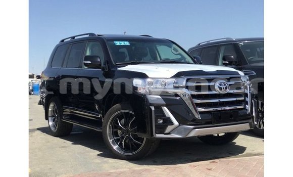 သွင်းကုန် Toyota Land Cruiser Black ကား Import - Dubai Ayeyarwady သွင်းကုန် Toyota Land Cruiser Black ကား Import - Dubai Ayeyarwady