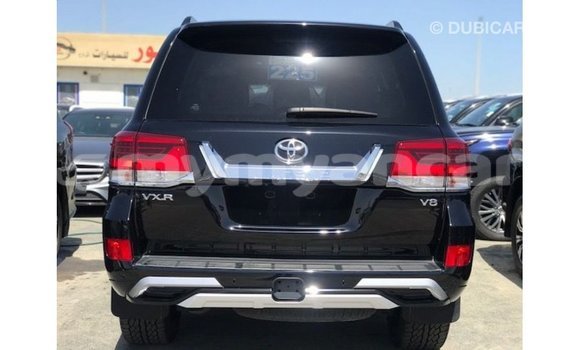 သွင်းကုန် Toyota Land Cruiser Black ကား Import - Dubai Ayeyarwady သွင်းကုန် Toyota Land Cruiser Black ကား Import - Dubai Ayeyarwady