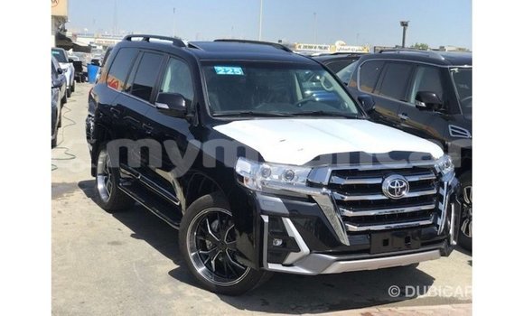 သွင်းကုန် Toyota Land Cruiser Black ကား Import - Dubai Ayeyarwady သွင်းကုန် Toyota Land Cruiser Black ကား Import - Dubai Ayeyarwady