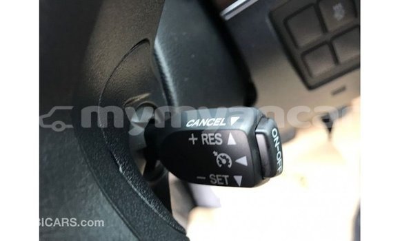 သွင်းကုန် Toyota Land Cruiser Black ကား Import - Dubai Ayeyarwady သွင်းကုန် Toyota Land Cruiser Black ကား Import - Dubai Ayeyarwady