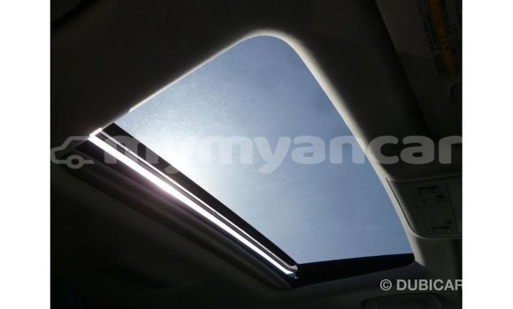 Acheter Import Voiture Toyota Land Cruiser Blanc à Import - Dubai, #<Region:0x000000000c5121b8> Acheter Import Voiture Toyota Land Cruiser Blanc à Import - Dubai, #<Region:0x000000000c5121b8>