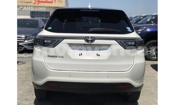 သွင်းကုန် Toyota Harrier White ကား Import - Dubai Ayeyarwady သွင်းကုန် Toyota Harrier White ကား Import - Dubai Ayeyarwady