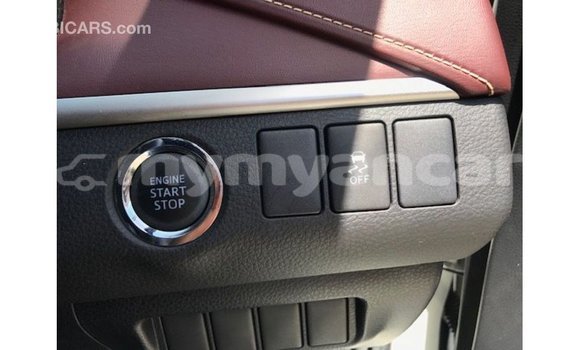 သွင်းကုန် Toyota Harrier White ကား Import - Dubai Ayeyarwady သွင်းကုန် Toyota Harrier White ကား Import - Dubai Ayeyarwady