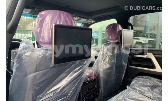 Buy Import Toyota Land Cruiser Other Car in Import - Dubai in Ayeyarwady Buy Import Toyota Land Cruiser Other Car in Import - Dubai in Ayeyarwady