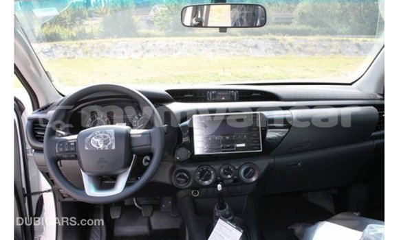 Buy Import Toyota Hilux White Car in Import - Dubai in Ayeyarwady Buy Import Toyota Hilux White Car in Import - Dubai in Ayeyarwady