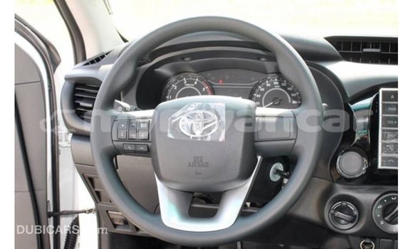 Buy Import Toyota Hilux White Car in Import - Dubai in Ayeyarwady Buy Import Toyota Hilux White Car in Import - Dubai in Ayeyarwady